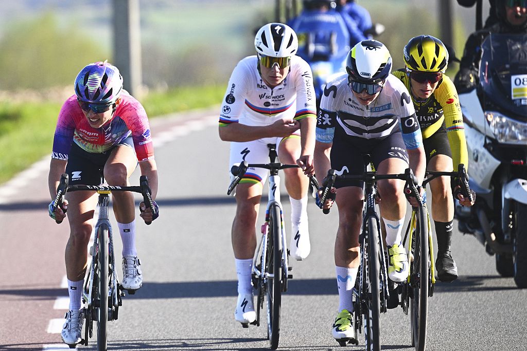 French Pauline Ferrand Prevot of Team Visma-Lease a Bike, Belgian Lotte Kopecky of SD Worx-Protime, German Liane Lippert of Movistar Team and Polish Katarzyna Kasia Niewiadoma-Phinney of Canyon//SRAM zondacrypto pictured in action during the women's race of the 'Ronde van Vlaanderen/ Tour des Flandres/ Tour of Flanders' one day cycling race, 168,8k with start and finish in Oudenaarde, Sunday 06 April 2025.
BELGA PHOTO POOL GREGORY VAN GANSEN (Photo by POOL GREGORY VAN GANSEN / BELGA MAG / Belga via AFP)